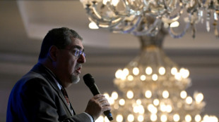 Presidente Ar&eacute;valo invita a empresarios de EEUU a invertir en Guatemala