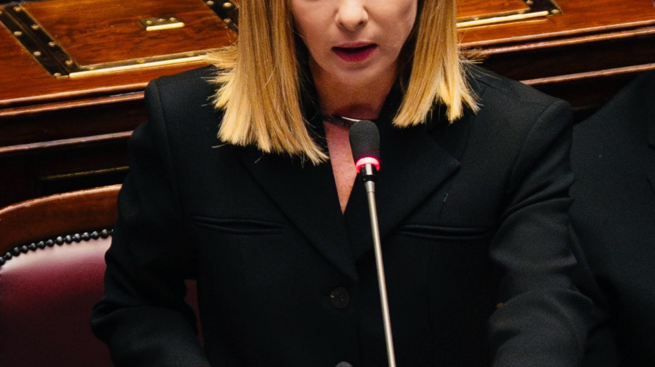Meloni, n&eacute; dimissioni n&eacute; rimpasto, il governo c'&egrave; e non scappiamo