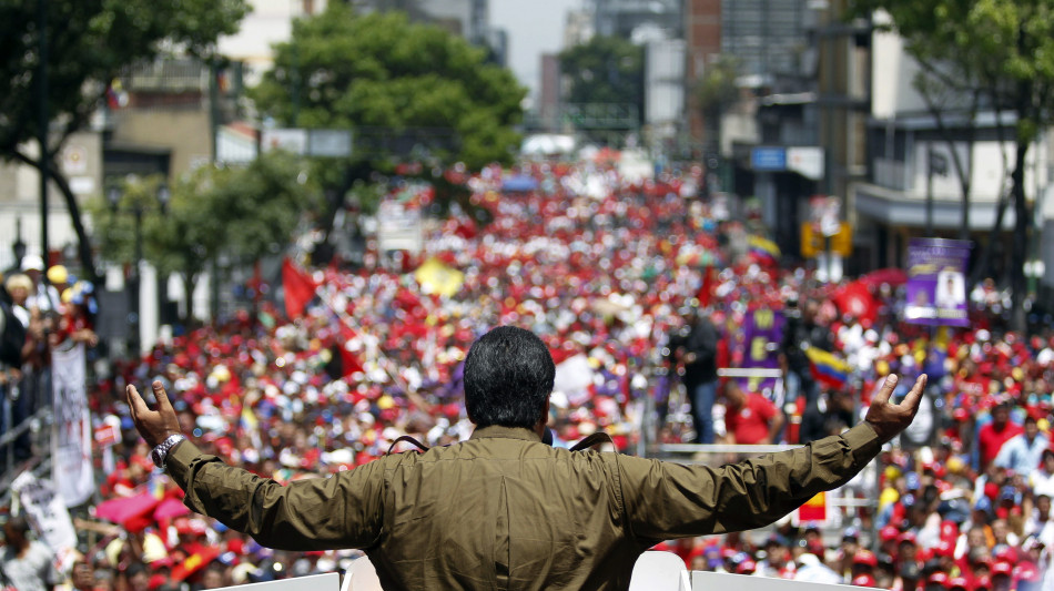 Parigi, la cattura di Maduro viola il diritto internazionale