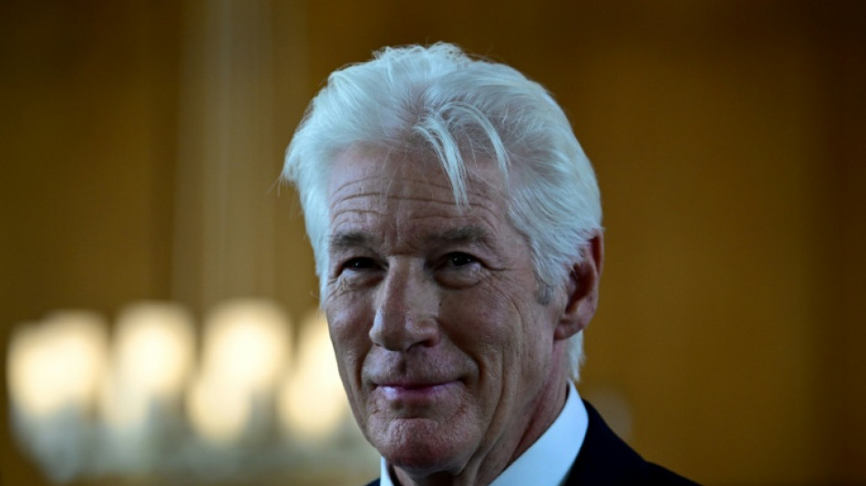 Richard Gere afirma sentir 'vergonha' da pol&iacute;tica migrat&oacute;ria dos EUA