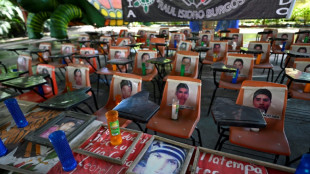 Parentes dos 43 estudantes desaparecidos no M&eacute;xico exigem verdade da pr&oacute;xima presidente