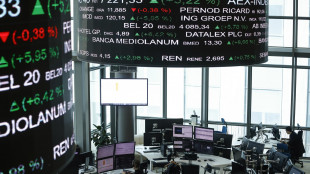 Borsa: Europa in ordine sparso, effetto trimestrali, Milano +1%