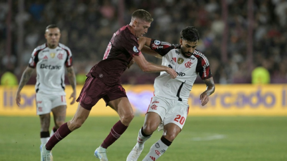 Fluminense contrata argentino Rodrigo Castillo, carrasco do Flamengo na Recopa Sul-Americana
