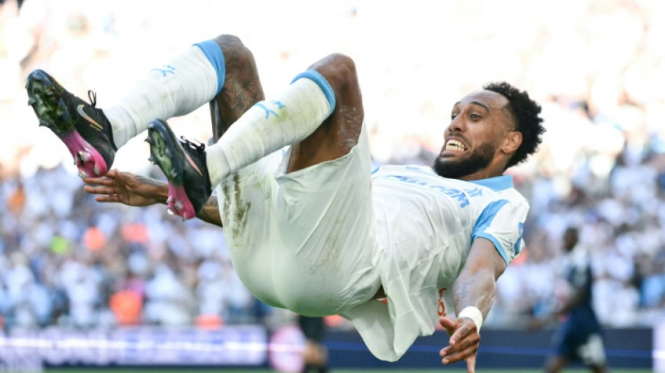 Aubameyang stars as Marseille end chaotic week on five-goal high
