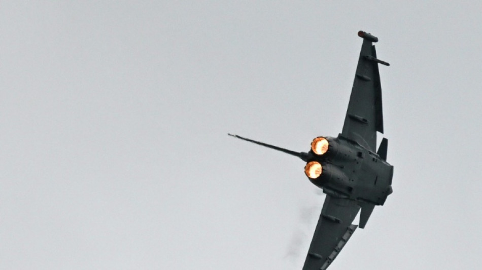 Bundeskanzler Merz er&ouml;ffnet Luft- und Raumfahrtaustellung in Berlin 
