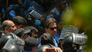 El ex primer ministro Khan comparecer&aacute; en un tribunal de Pakist&aacute;n tras su arresto "inv&aacute;lido"