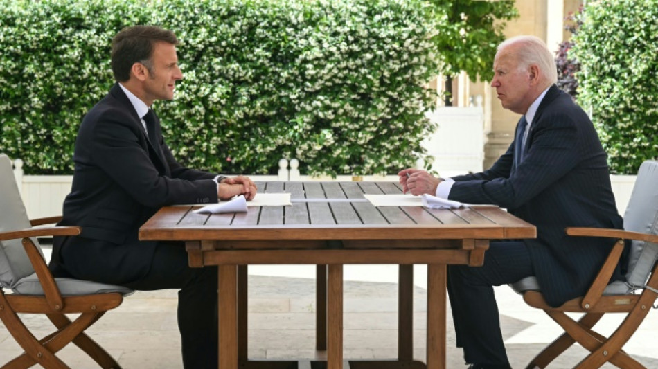 Biden promete que EUA se manter&aacute; 'firme' junto &agrave; Ucr&acirc;nia