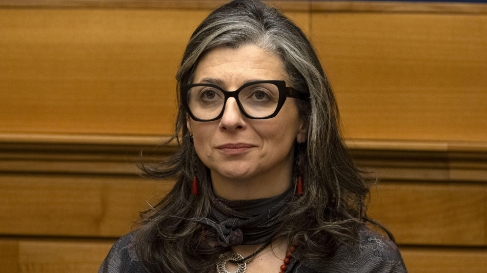 Albanese, 'contro di me hanno detto cose diffamatorie'