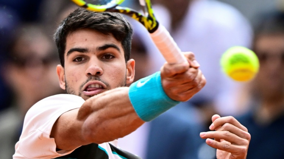 Alcaraz anuncia que n&atilde;o jogar&aacute; torneio de Wimbledon para tratar les&atilde;o no punho
