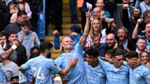 City vence Forest e se mantém 100% no Inglês; Luton consegue seu 1º ponto