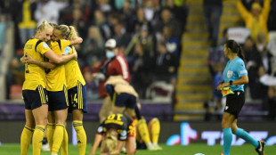 Suecia sufre ante B&eacute;lgica pero pasa a 'semis' en Eurocopa femenina