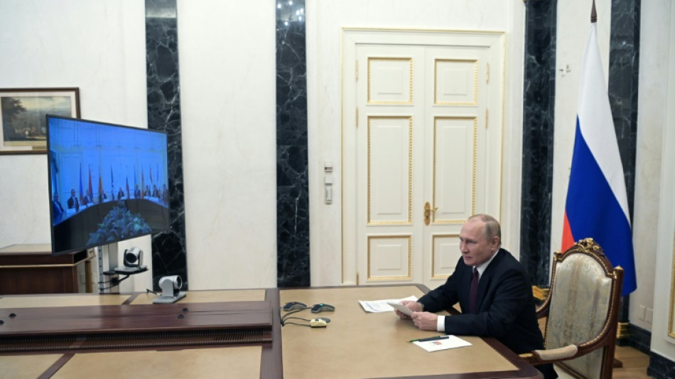 Putin supervisa entrenamiento de fuerzas de disuasi&oacute;n nuclear rusas