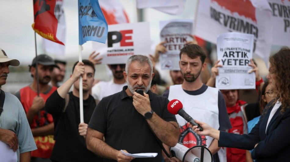 Ataque russo contra navio no Mar Negro deixa dois mortos, segundo Ucr&acirc;nia