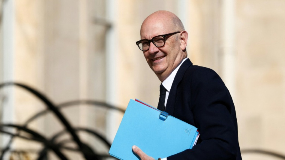 PIB en recul, inflation en hausse: un cocktail peu r&eacute;jouissant pour l'&eacute;conomie fran&ccedil;aise