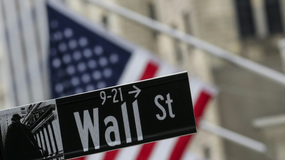 Wall Street: les espoirs g&eacute;opolitiques et l'IA continuent de porter les indices