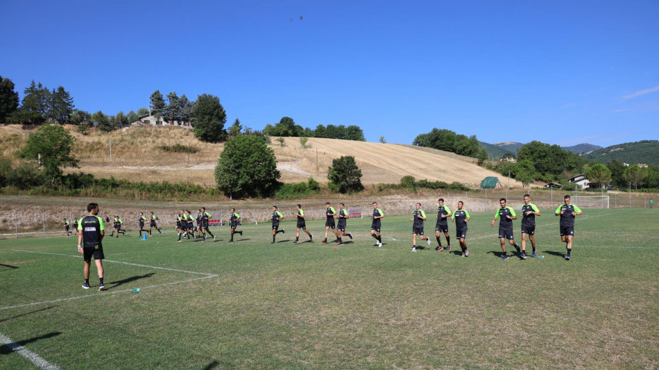 Calcio: violenze contro gli arbitri, per Slc Cgil &#039;una inaccettabile escalation&#039;
