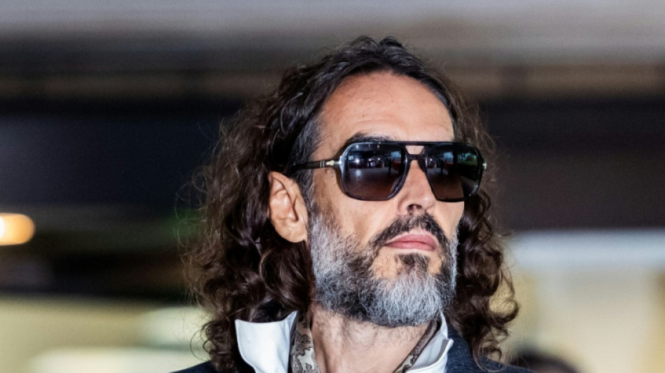 L'accusation lance le proc&egrave;s pour viols de l'ex-com&eacute;dien Russell Brand &agrave; Londres