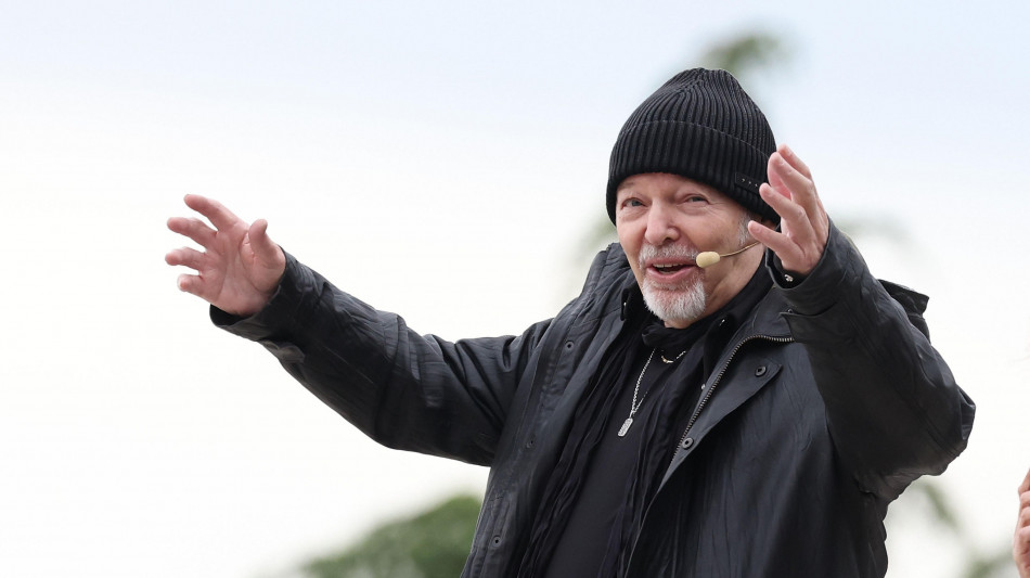 Chiavi città Firenze a Vasco Rossi, maxischermo piazza Signoria