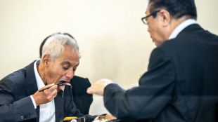 El embajador de EEUU en Jap&oacute;n elogia la calidad del pescado de Fukushima