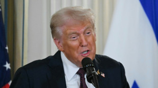 A la veille d'une paralysie budgétaire, Trump exhorte les démocrates à céder