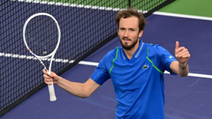 Medvedev tops Zverev in 'crazy' Indian Wells match, Fritz, Kvitova advance