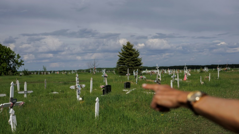 Papst zu "Bu&szlig;reise" nach Kanada aufgebrochen