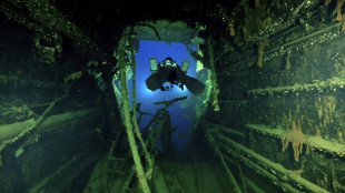 Grèce: premiers objets récupérés de l'épave du Britannic, plus d'un siècle après son naufrage