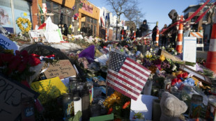 Governo dos EUA suspende agentes envolvidos em ataque em Minneapolis