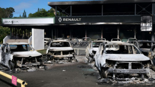 Francia despliega a su ej&eacute;rcito en Nueva Caledonia tras una tercera noche de disturbios