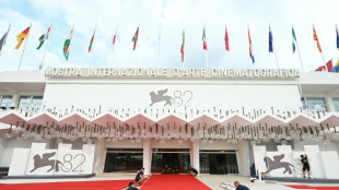 Showtime for Venice Film Festival, with monsters, aliens, Clooney and Roberts