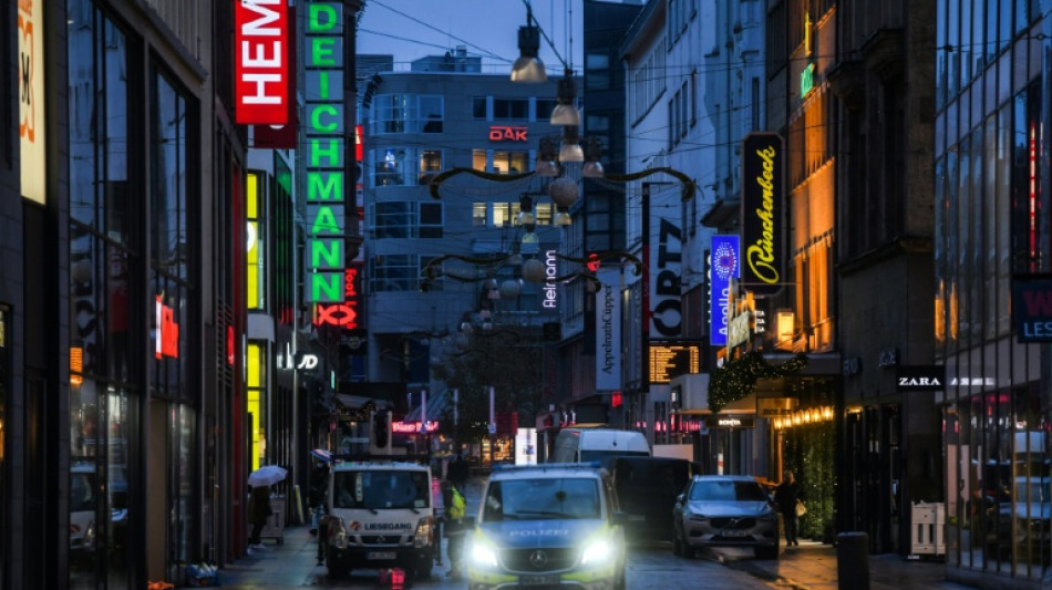 Jugendliche sprengen Snackautomaten in Dortmund