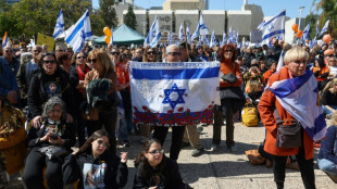 Hamas entrega corpos de 4 ref&eacute;ns e Israel liberta centenas de palestinos