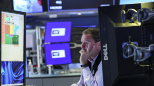 Wall Street lest&eacute;e par la tech et le bond des co&ucirc;ts d'emprunt