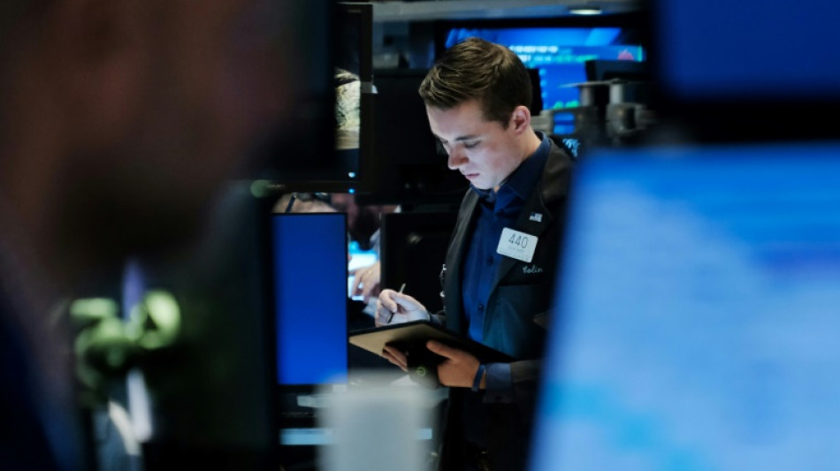 Wall Street en nette baisse au d&eacute;but de la derni&egrave;re s&eacute;ance de la semaine