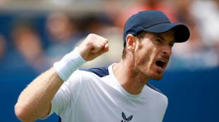 Murray, Zverev master Toronto wind to advance