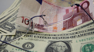 L'euro è poco mosso a 1,1551 sul dollaro