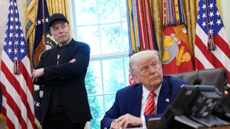 Senado americano aprova US$ 9 bilhões em cortes propostos por Elon Musk