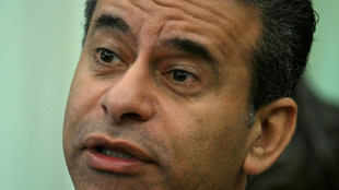 Chefe da FDA, ag&ecirc;ncia reguladora de alimentos e medicamentos nos EUA, deixa o cargo