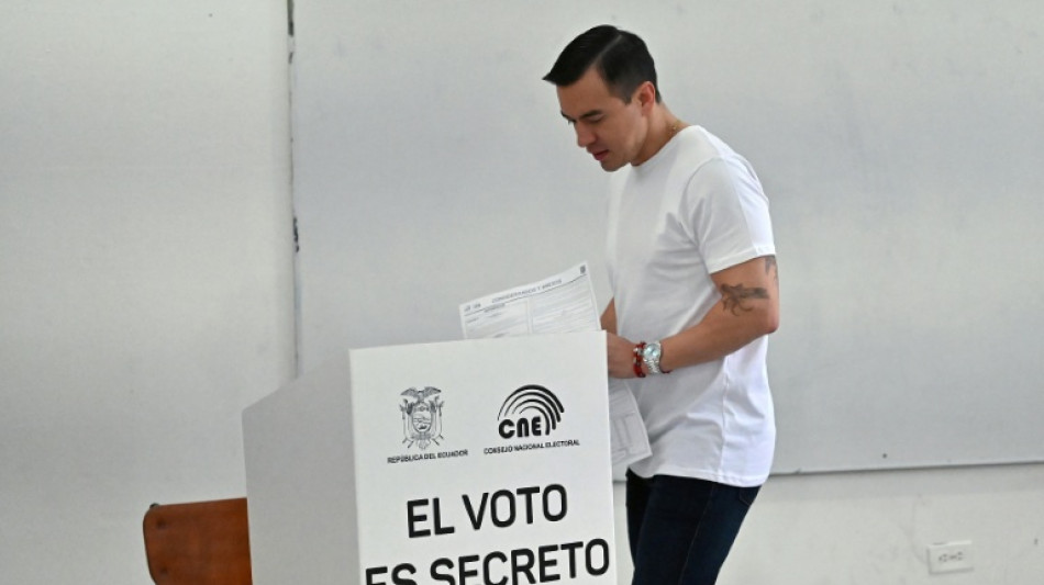 Ecuador stimmt über Wiedereinrichtung ausländischer Militärstützpunkte ab