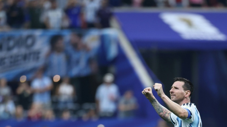 Argentina vence Egito de virada (3-2) e vai &agrave;s quartas da Copa do Mundo