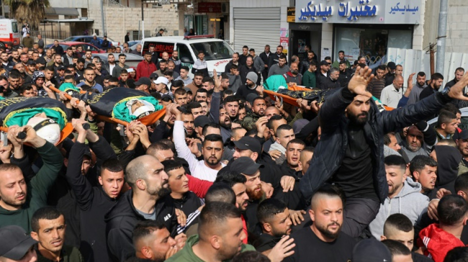 Tres palestinos son abatidos por fuerzas israel&iacute;es en Cisjordania