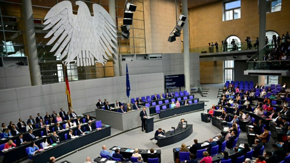 Bundestag entscheidet über Rentenpaket und Wehrdienst