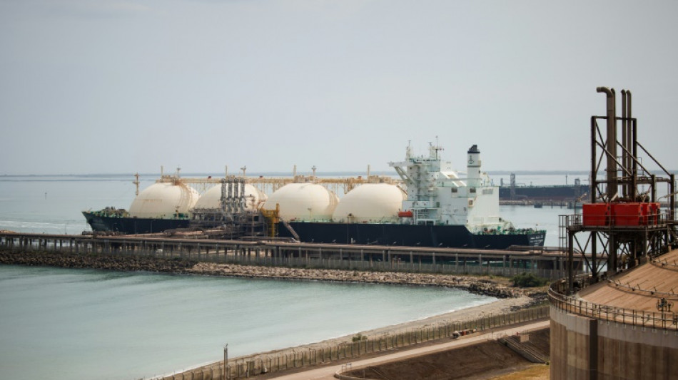 EU to lay out plan to cut last Russian gas supplies