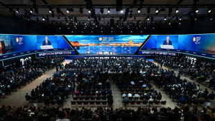 Russie: fin du Forum &eacute;conomique et vague de drones ukrainiens