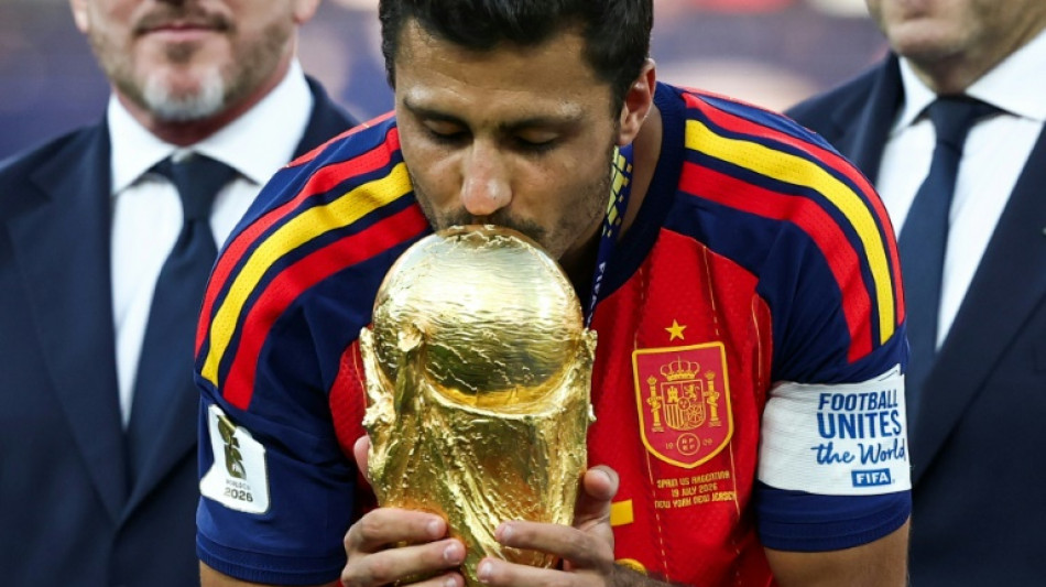 Barcelona chega a acordo com Manchester City pela contrata&ccedil;&atilde;o de Rodri