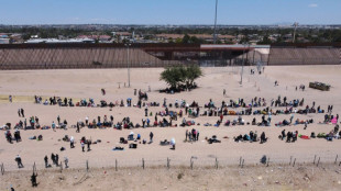 No caminho para os EUA, migrantes enfrentam um labirinto jur&iacute;dico
