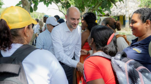 Francia está decidida a "combatir" el narcotráfico, afirma el canciller desde Colombia