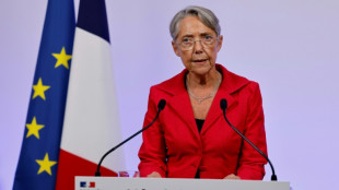 Covid: Borne recommande &agrave; son tour le masque dans les lieux clos et "de promiscuit&eacute;"