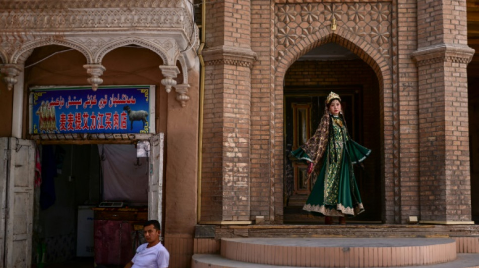 El gobierno chino promueve el turismo en la golpeada regi&oacute;n de Xinjiang