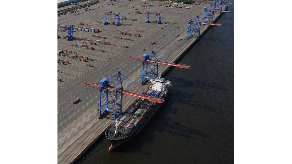 Containerumschlag in Hamburg ist dramatisch eingebrochen